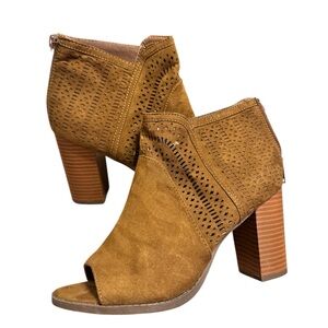 Report Serena Ankle Boots